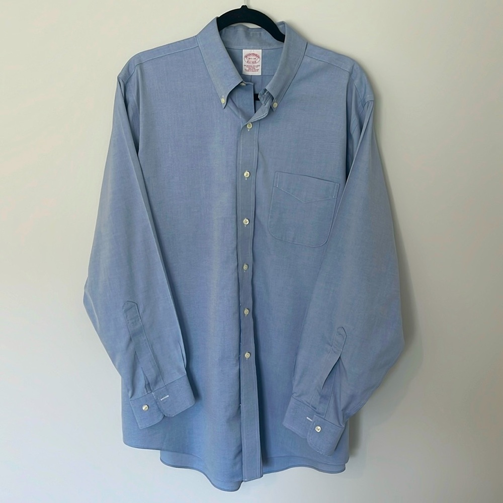 Brooks Brothers Light Blue Button Down Dress Shirt, Classic Fit. Size:16.5-34